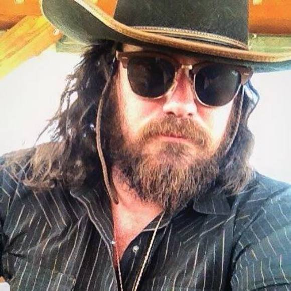 Meet your Posher, Robert - Picture 1 of 1